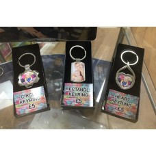 YOUR OWN PERSONALISED METAL KEYRING